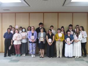 トンプソンリバーズ大学表敬訪問の写真