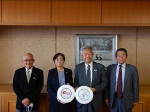 表敬訪問の様子